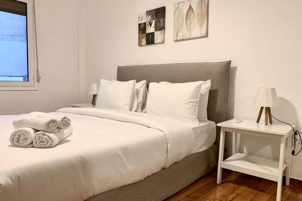 Kallimarmaro 2-Bedroom Apartment Athena Bagian luar foto